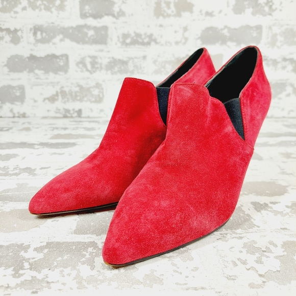 The Collection Red Suede Pointed Toe Slip On Heels O 398 - Picture 2 of 13
